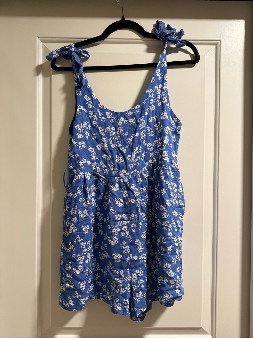 Pink Lily Blue Floral Tie-Shoulder Romper